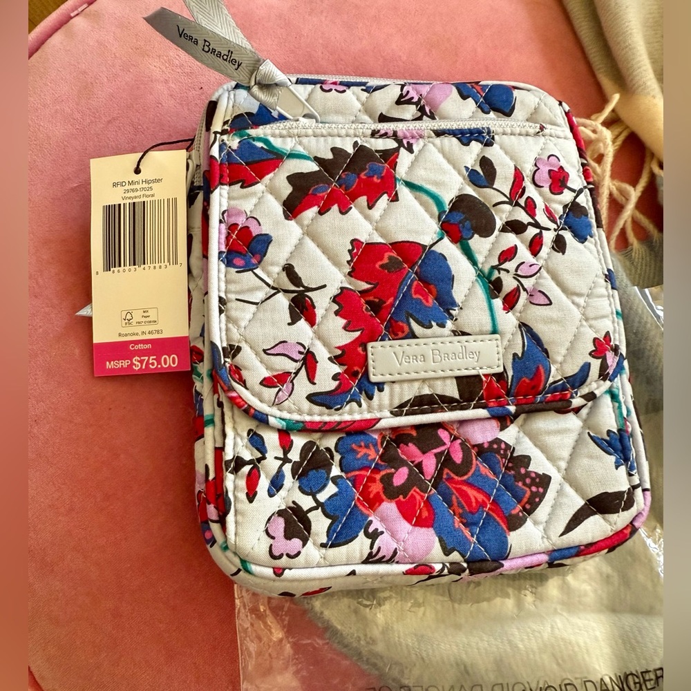 Vera Bradley Vineyard Floral Quilted Floral Mini Hipster NWT  $75 msrp